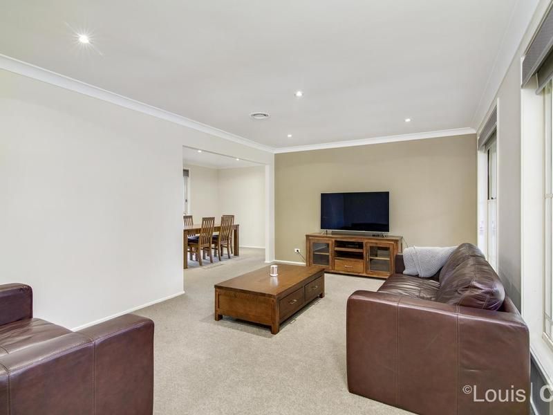 9 Jacana Place, West Pennant Hills NSW 2125, Image 2