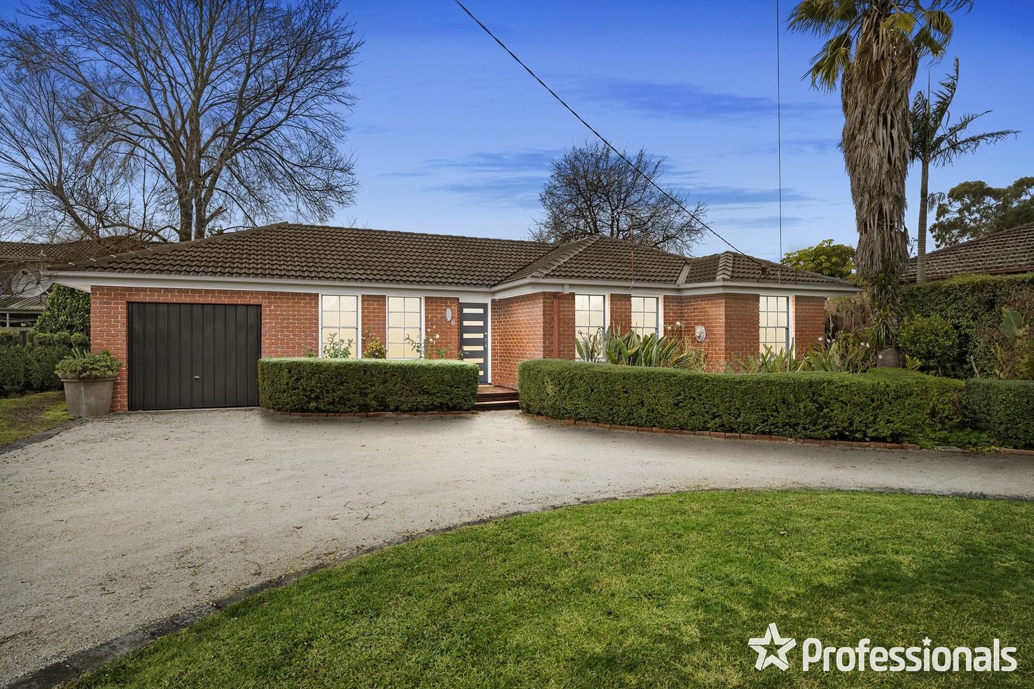 6 Crown Point Ridge, Chirnside Park VIC 3116, Image 0