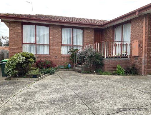 4 bedrooms House in 5 Mockridge Drive MILL PARK VIC, 3082