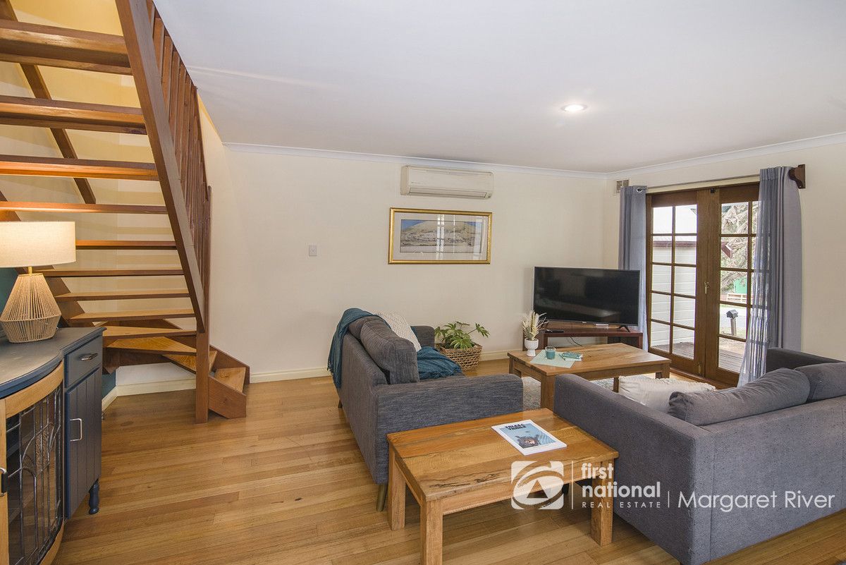 5/3 Higgins Street, Margaret River WA 6285, Image 2