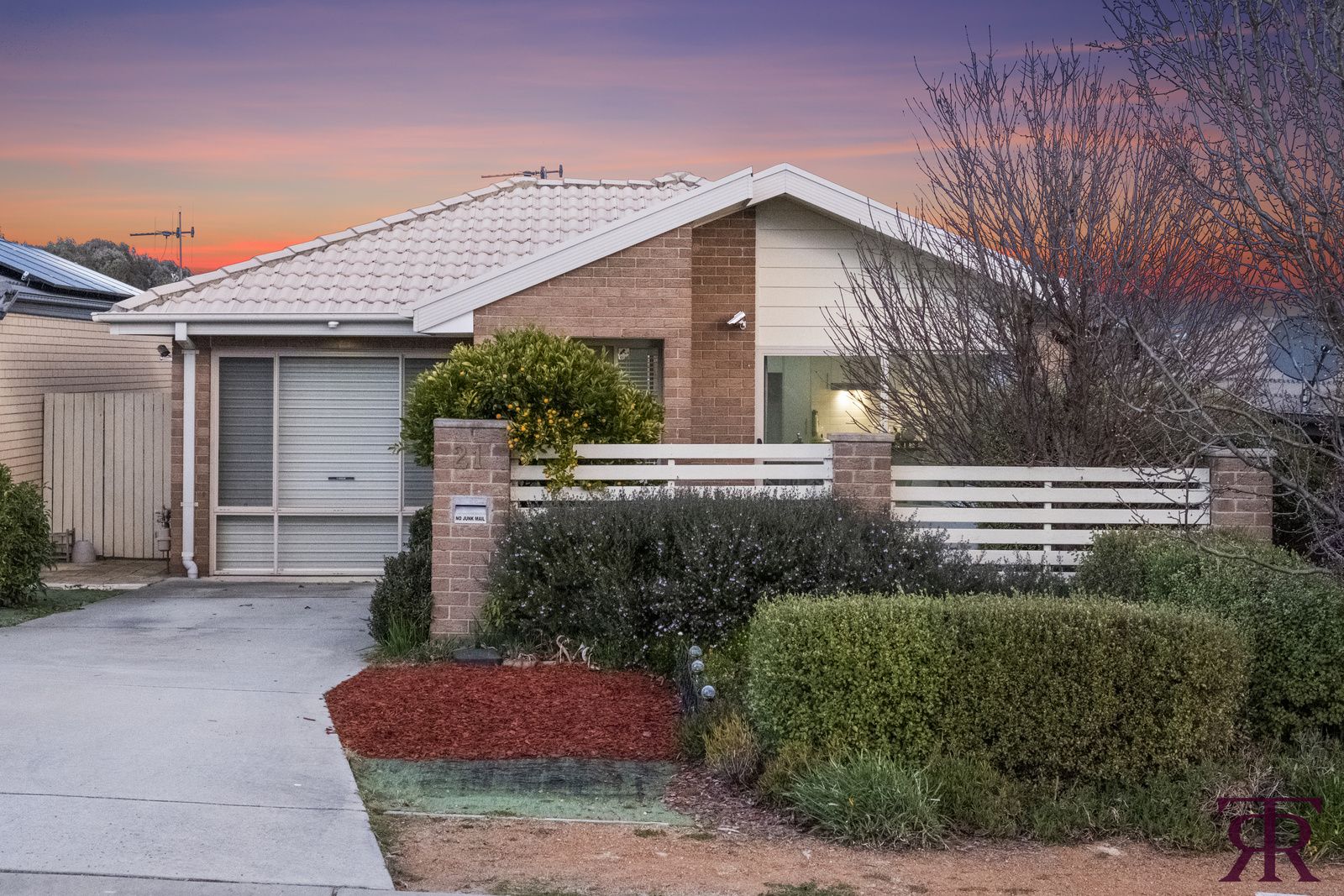 21 Refshauge Crescent, Macgregor ACT 2615, Image 2