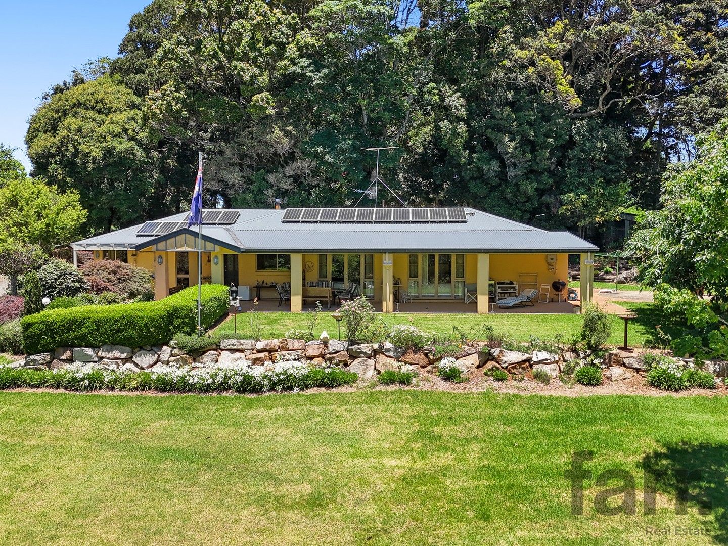 3 bedrooms House in 42-44 Alpine Terrace TAMBORINE MOUNTAIN QLD, 4272