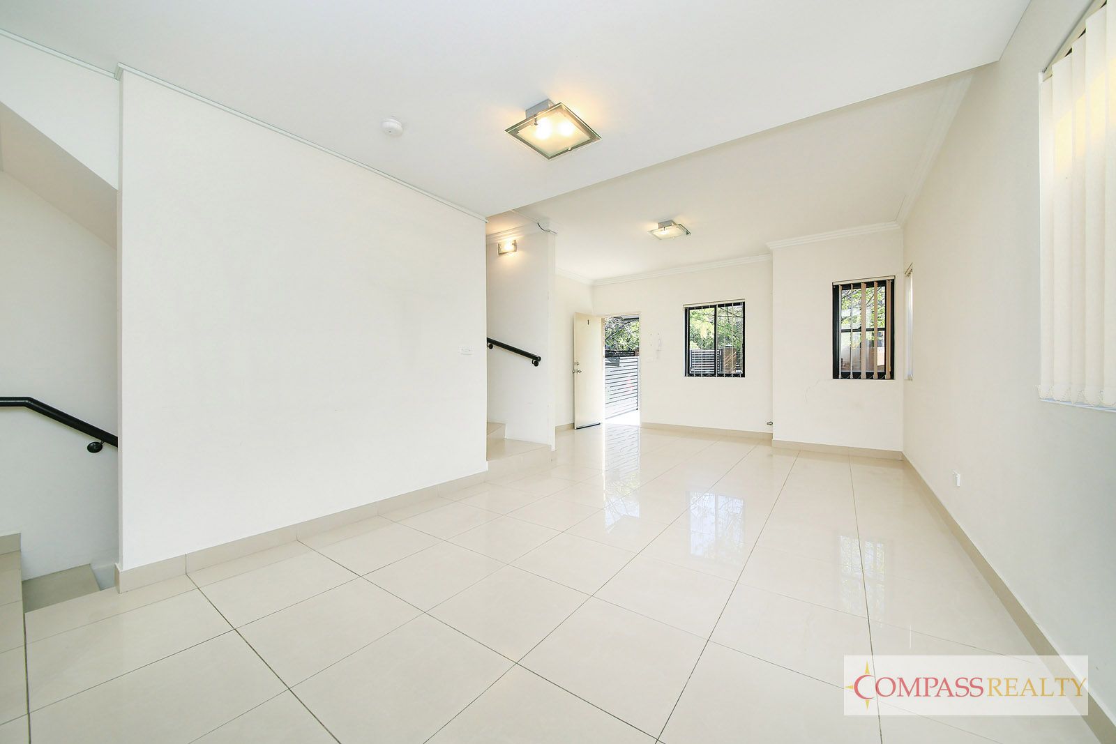 2 bedrooms Townhouse in 1/14-18 Connells Point Road SOUTH HURSTVILLE NSW, 2221