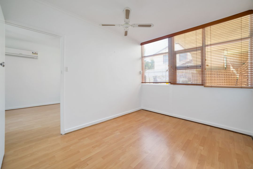 2/36 Military Road, West Beach SA 5024, Image 2