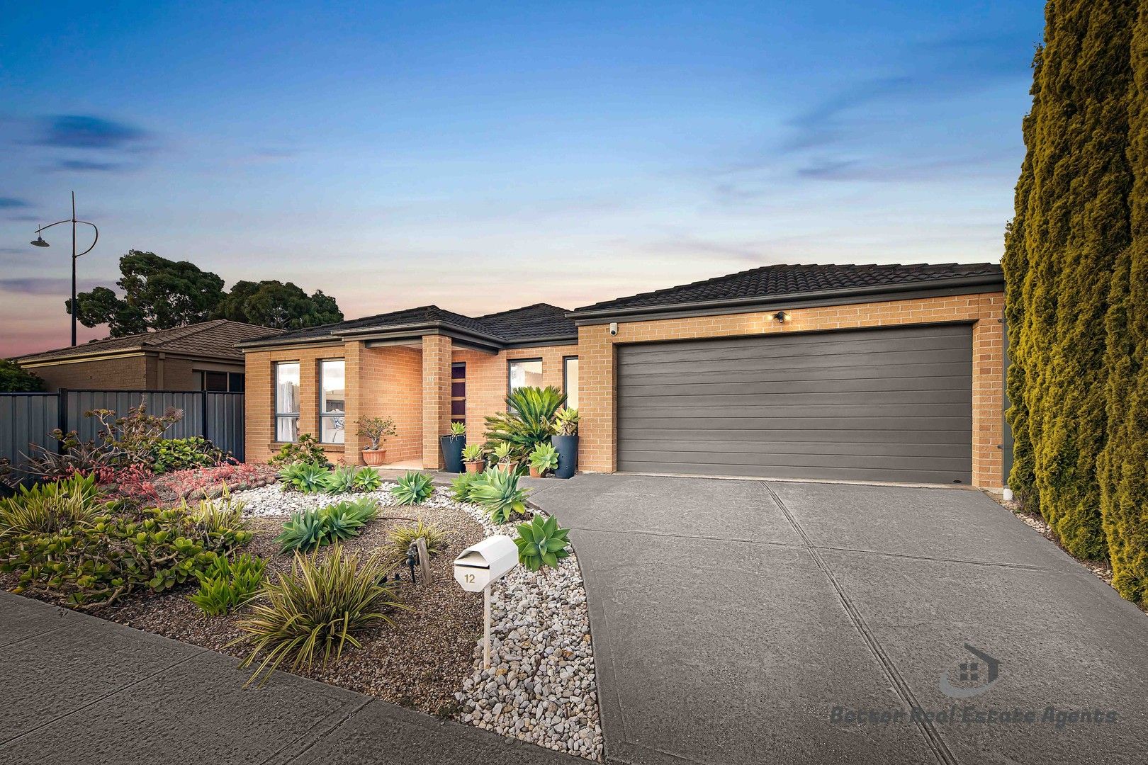 4 bedrooms House in 12 Loretta Boulevard TARNEIT VIC, 3029