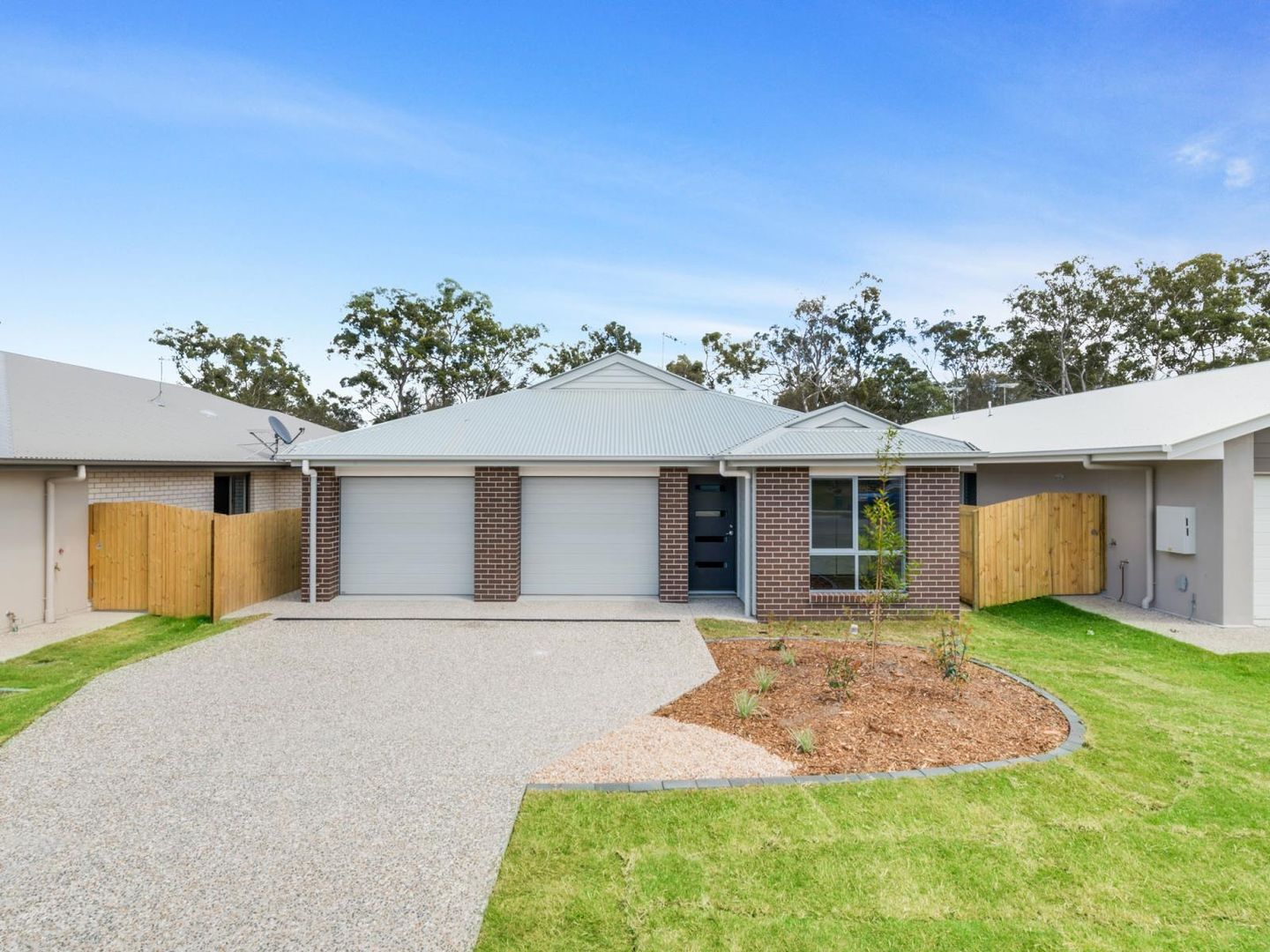 1/37 Ryrie Court Park Ridge QLD 4125 Semi detached For Rent $335