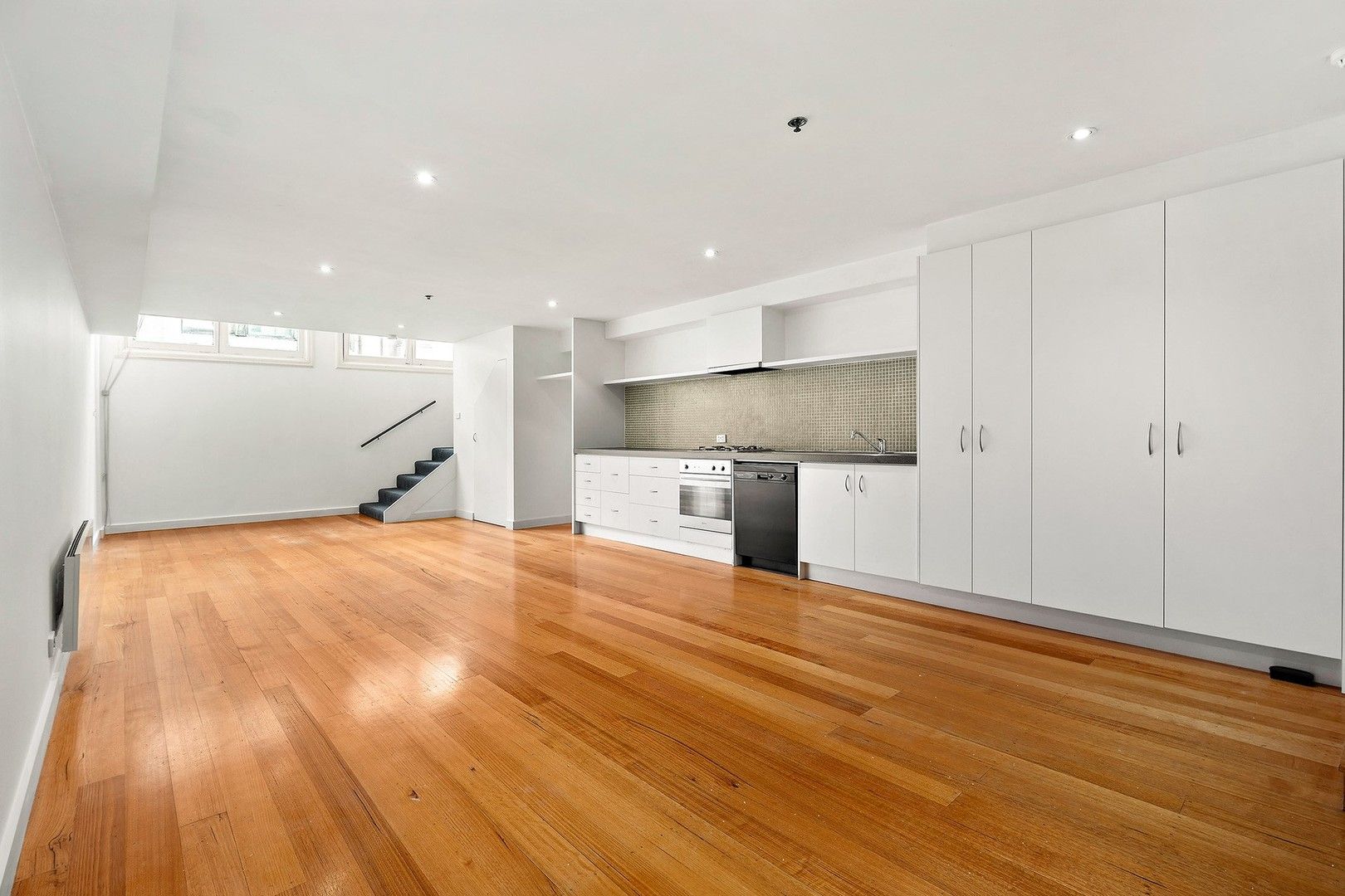 2 bedrooms Apartment / Unit / Flat in 21/321 Chapel Street PRAHRAN VIC, 3181