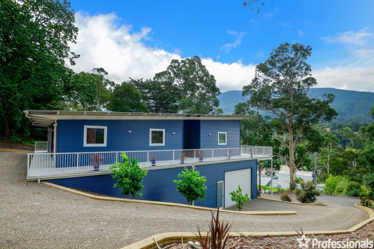 25 Riverside Drive, Warburton VIC 3799, Image 0