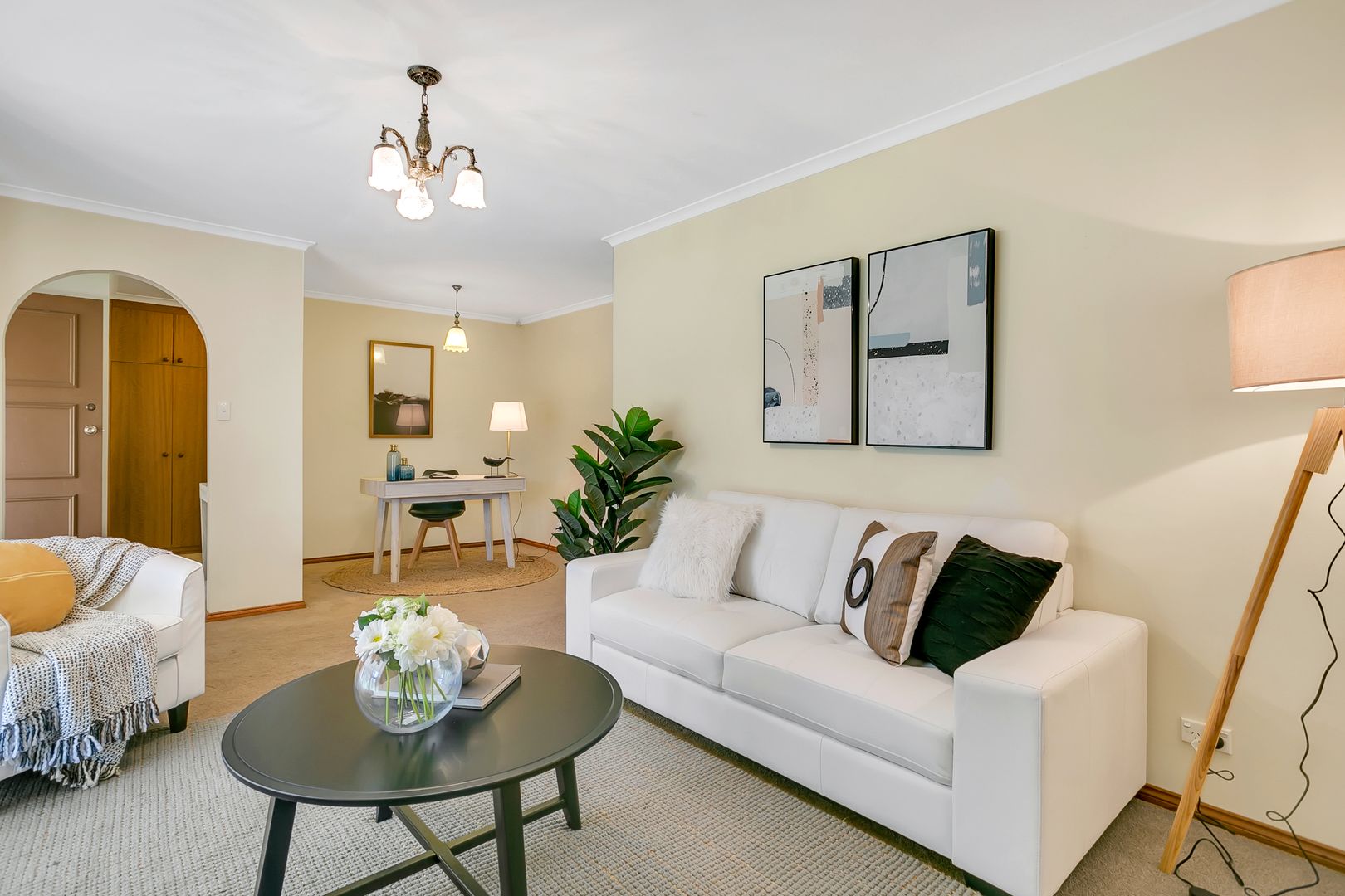 22 Paragon Avenue, Aberfoyle Park SA 5159, Image 2