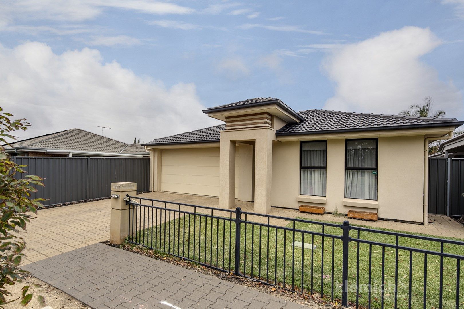 31 Coonawarra Avenue, Andrews Farm SA 5114, Image 0