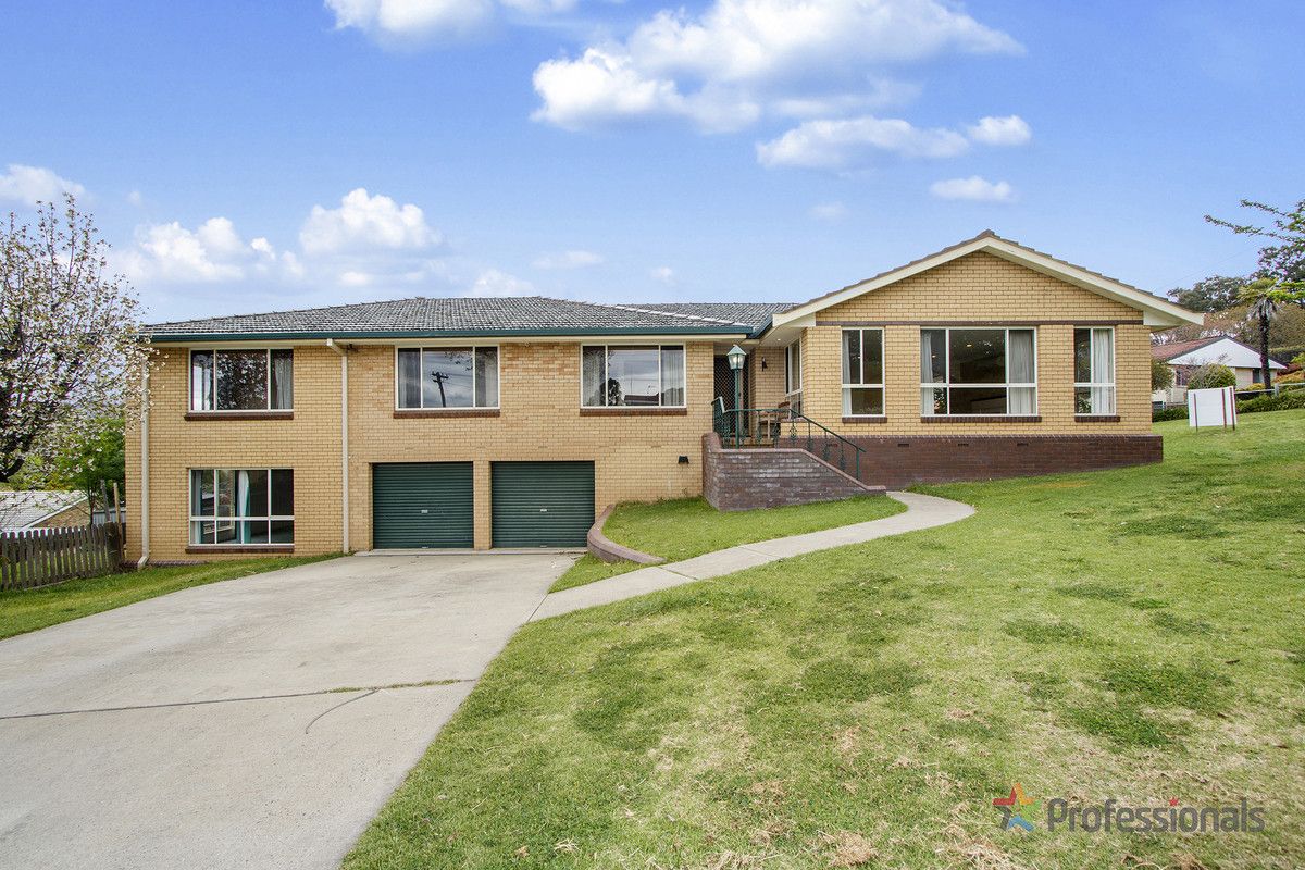 13 Curtis Street, Armidale NSW 2350, Image 0