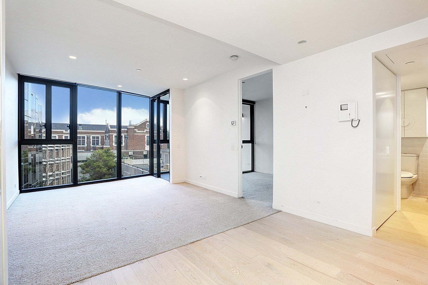 1 bedrooms Apartment / Unit / Flat in 416/681 Chapel Street SOUTH YARRA VIC, 3141