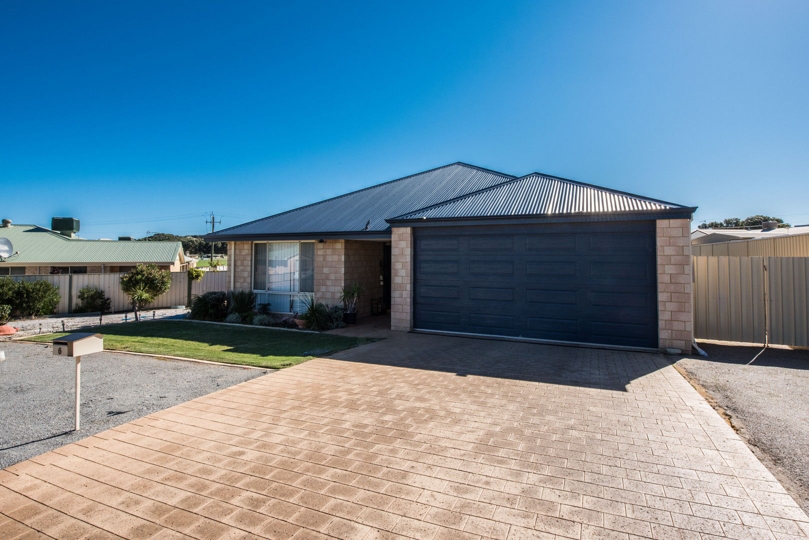 6 Mitchell Heights, Dongara WA 6525, Image 0