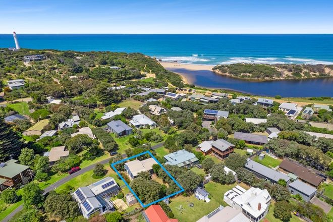 Picture of 15 Painkalac Court, AIREYS INLET VIC 3231
