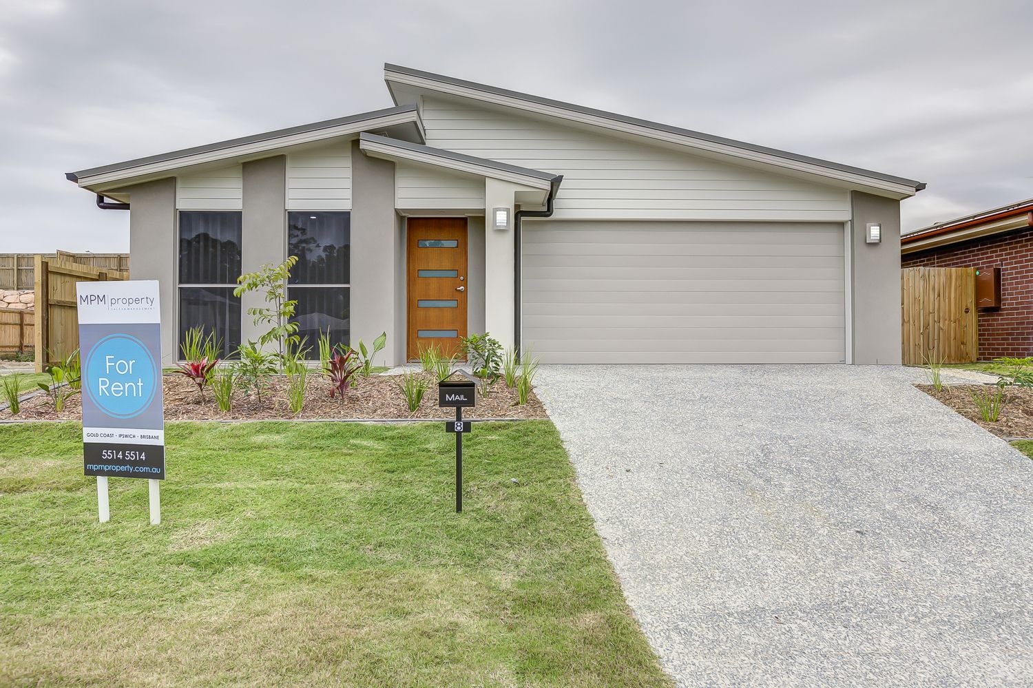 4 bedrooms House in 8 Marshall Circuit COOMERA QLD, 4209