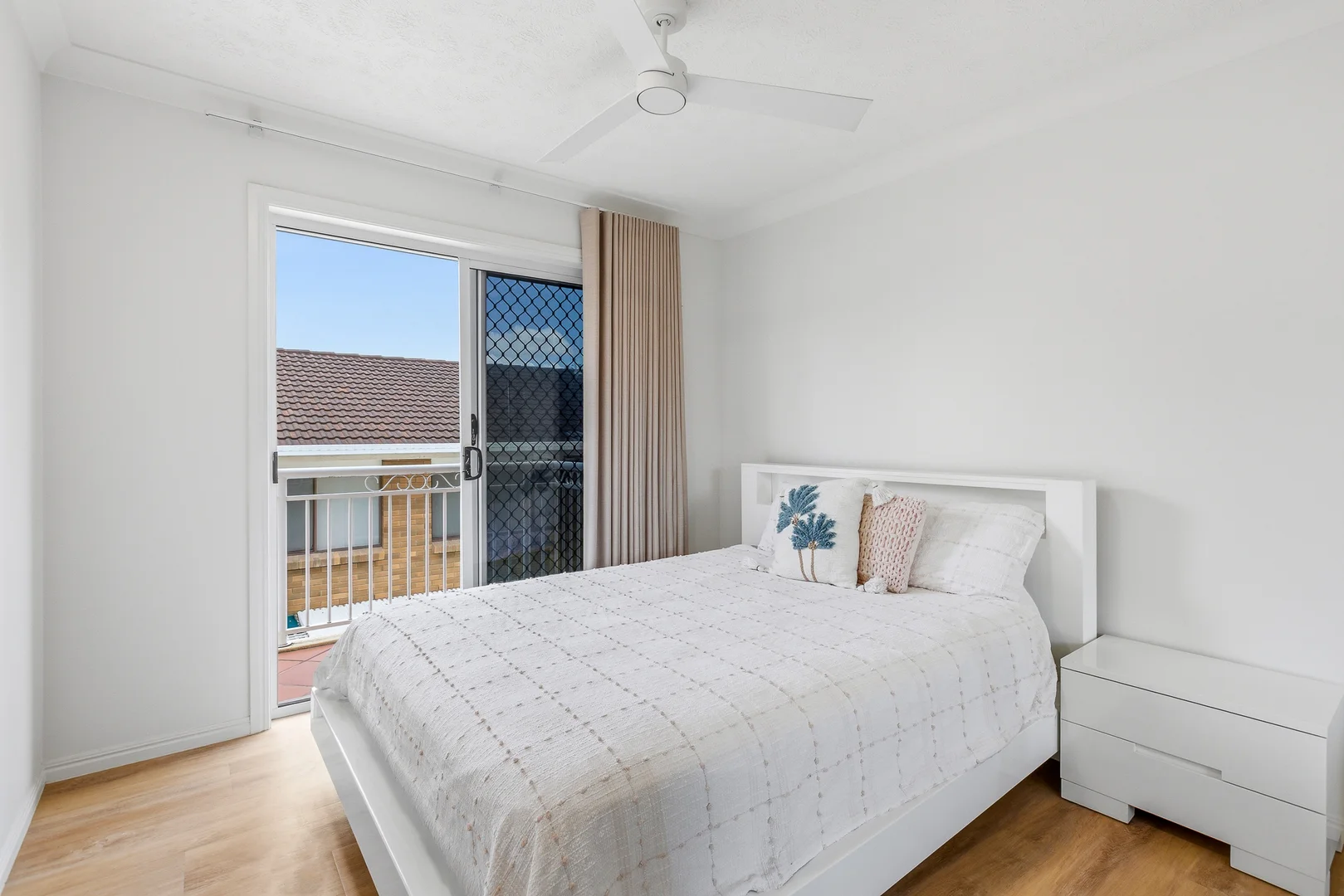 Additional image 8 of 3/37 Chelsea Avenue, Broadbeach QLD 4218