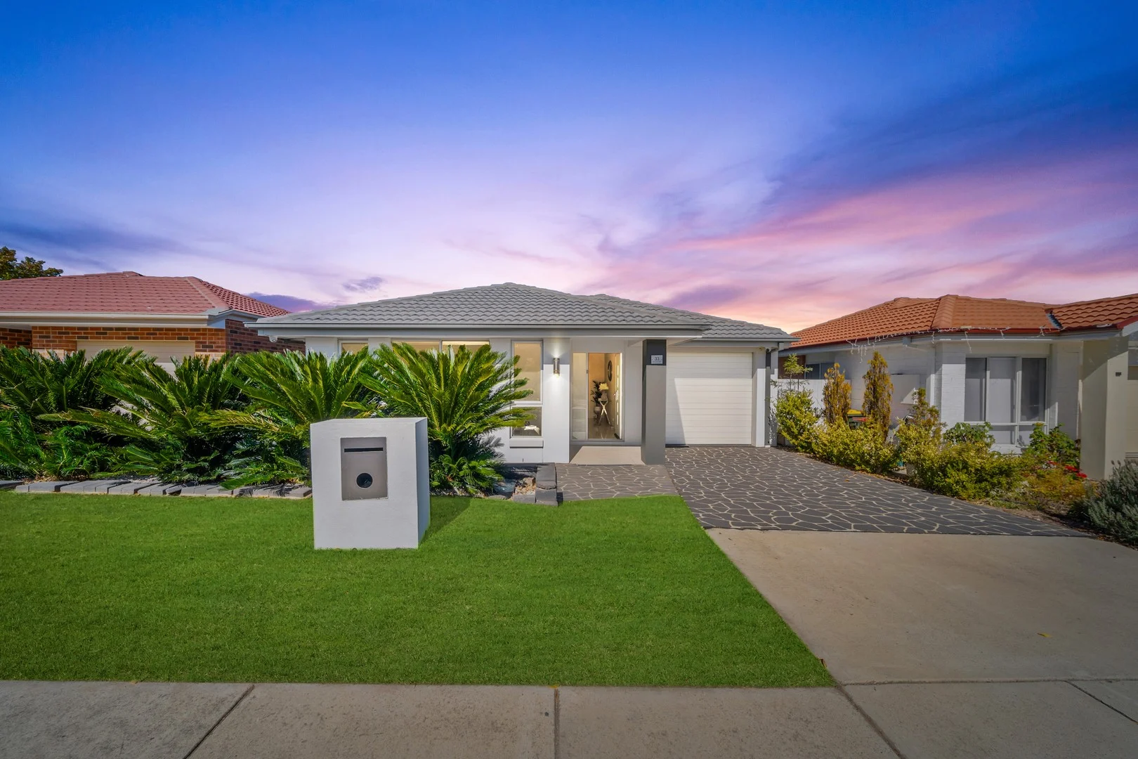 33 Bieundurry Street, Bonner ACT 2914