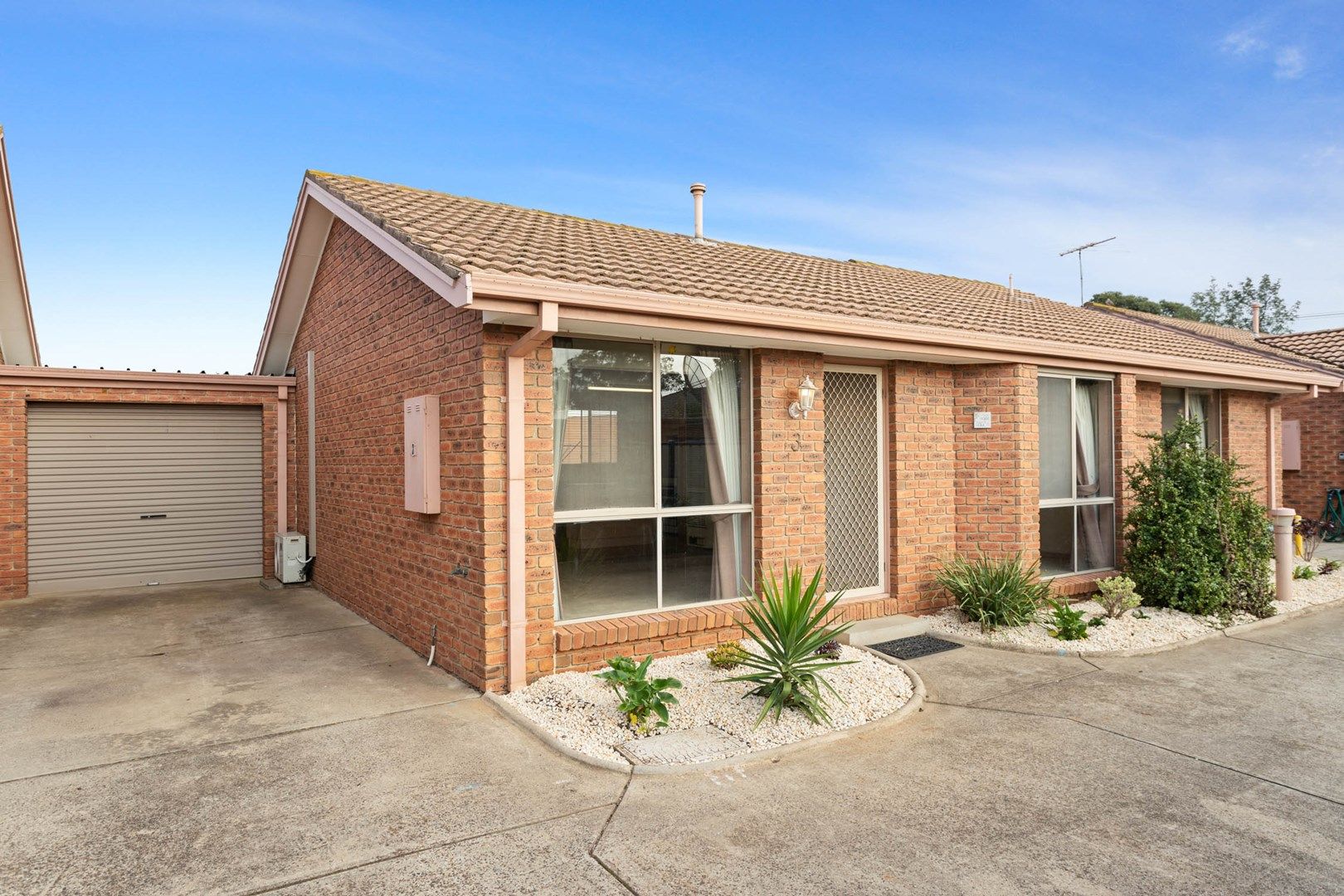 3/13 Deutgam Street, Werribee VIC 3030, Image 0