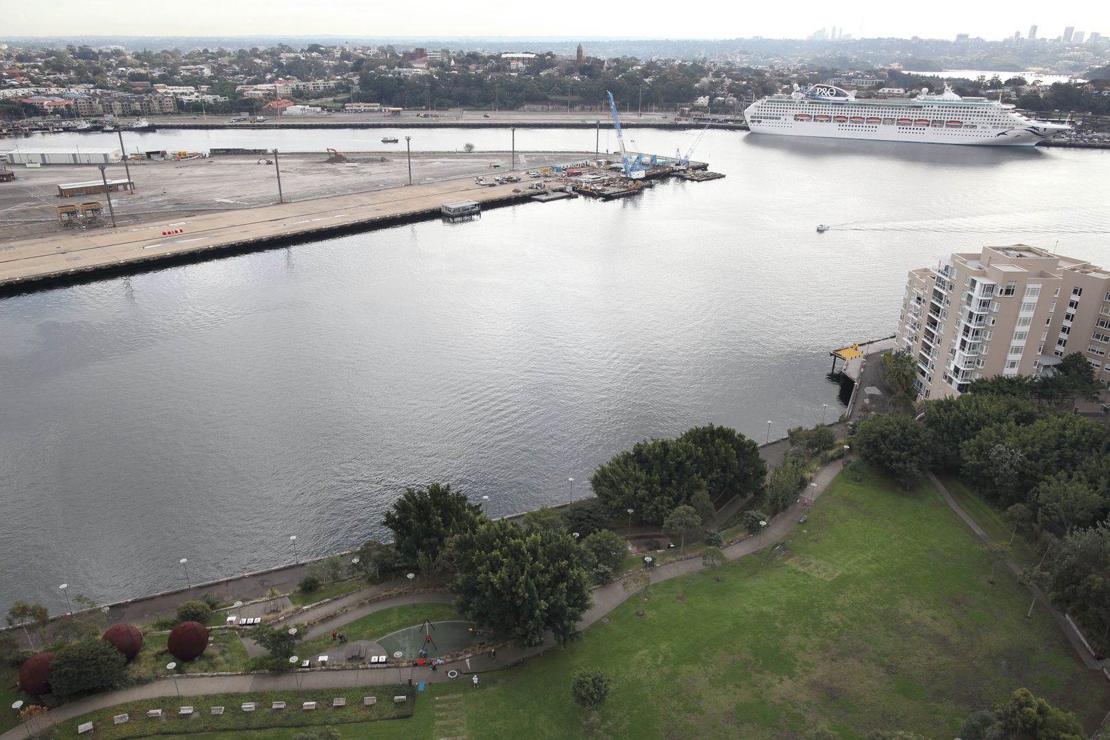 17 F/4 Distilery Drive, Pyrmont NSW 2009, Image 2