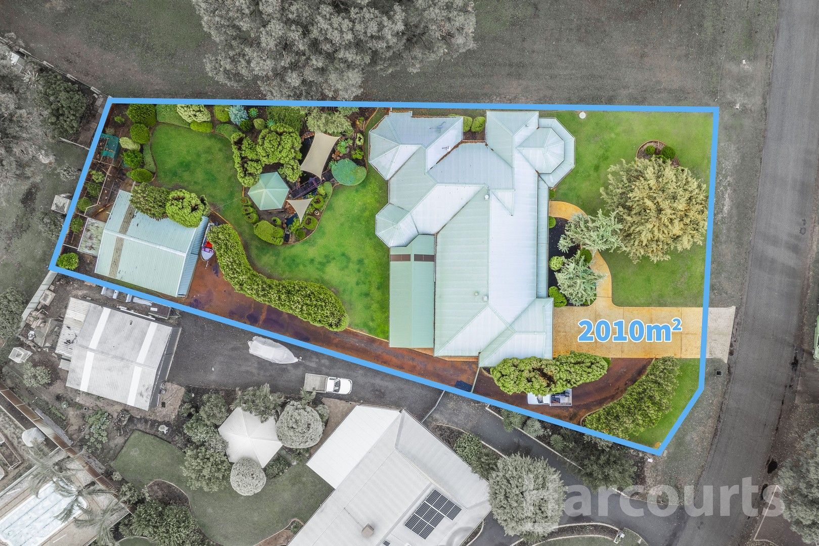 4 bedrooms House in 9 Clydesdale Drive GREENFIELDS WA, 6210