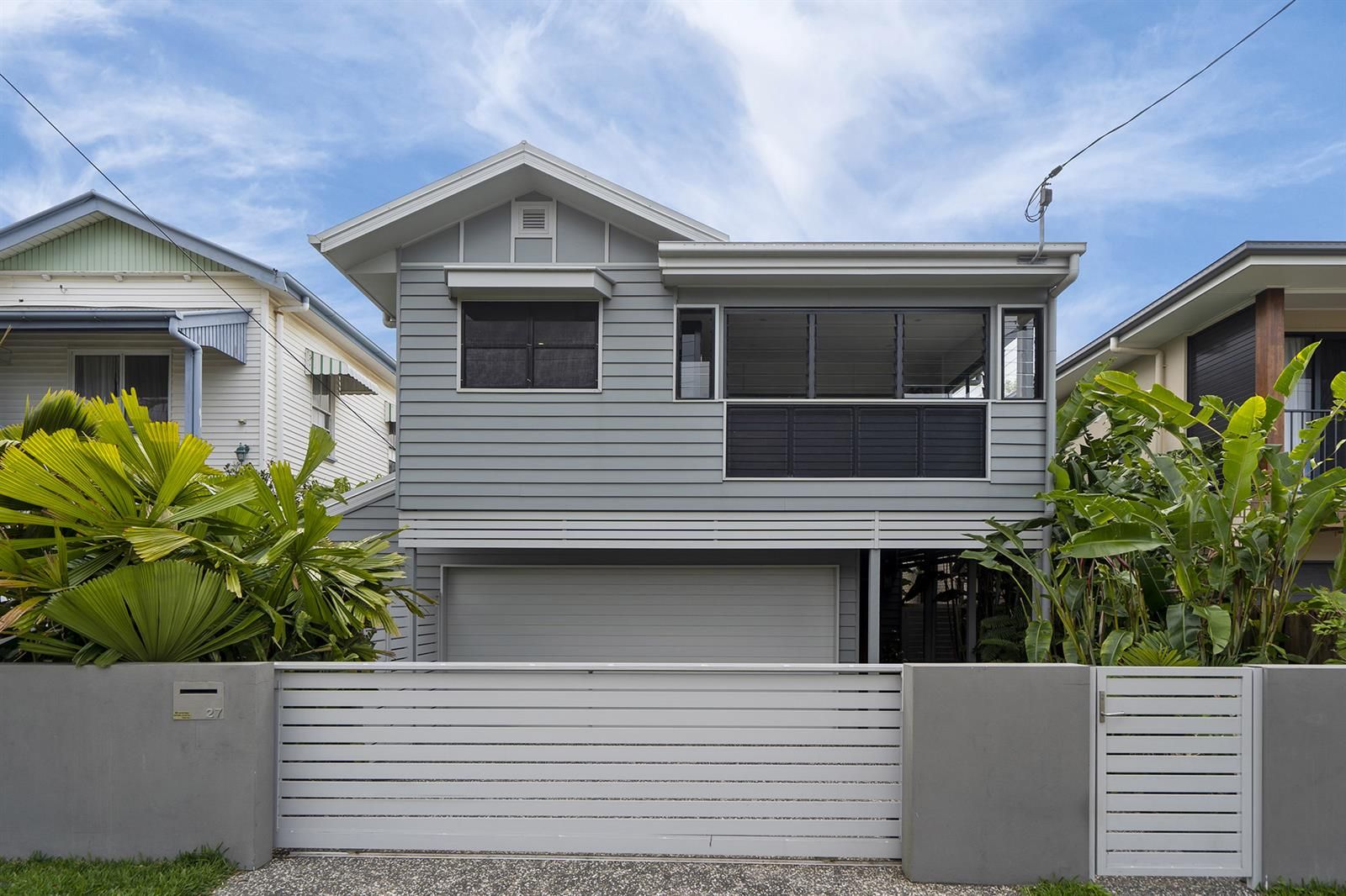 5 bedrooms House in 27 Pine Street WYNNUM QLD, 4178