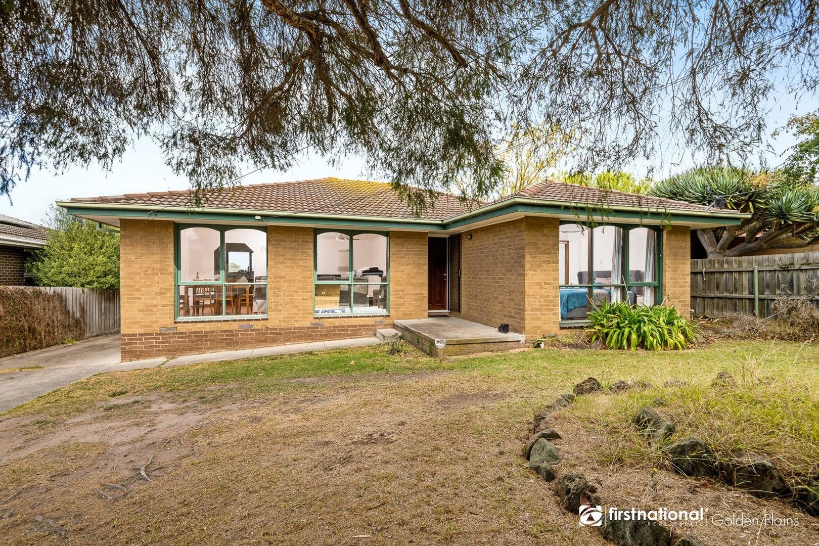 5 bedrooms House in 43 Cambra Road BELMONT VIC, 3216