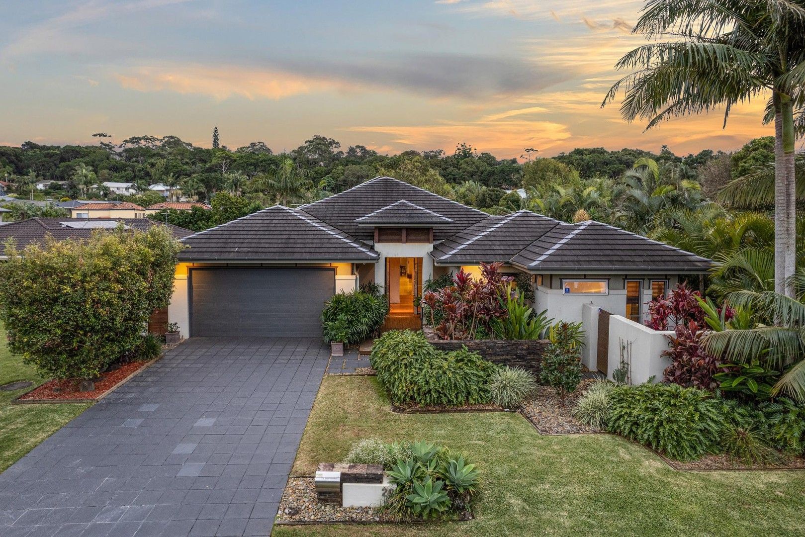 4 bedrooms House in 20 Kell Mather Drive LENNOX HEAD NSW, 2478