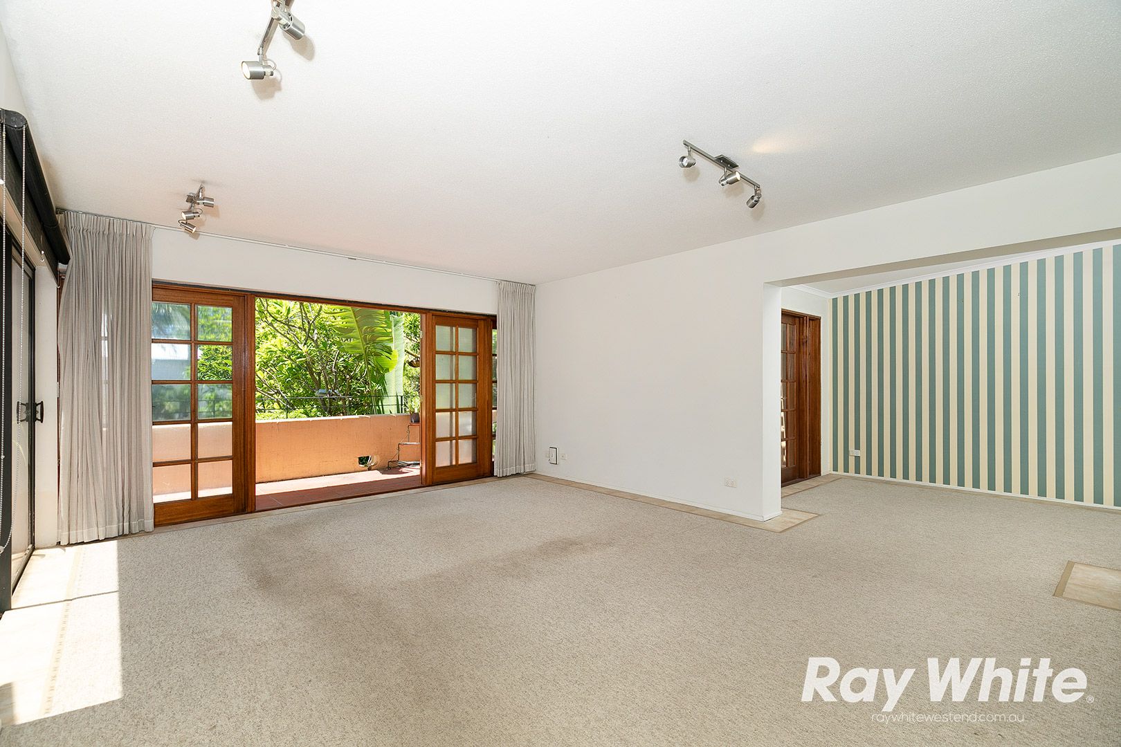 2/83 Gladstone Road, Highgate Hill QLD 4101, Image 1