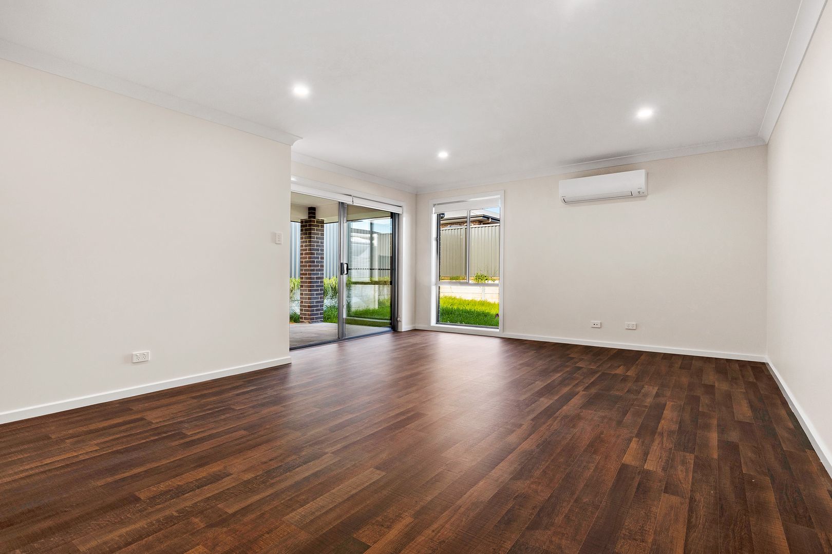 2/3 Banyan Street, Gillieston Heights NSW 2321, Image 2