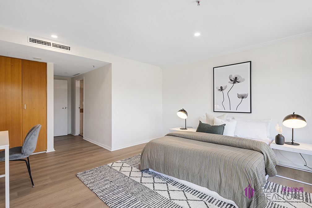 702/28 Harbour Street, Sydney NSW 2000, Image 2