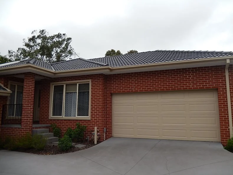 4/5 Caves Grove, Forest Hill VIC 3131