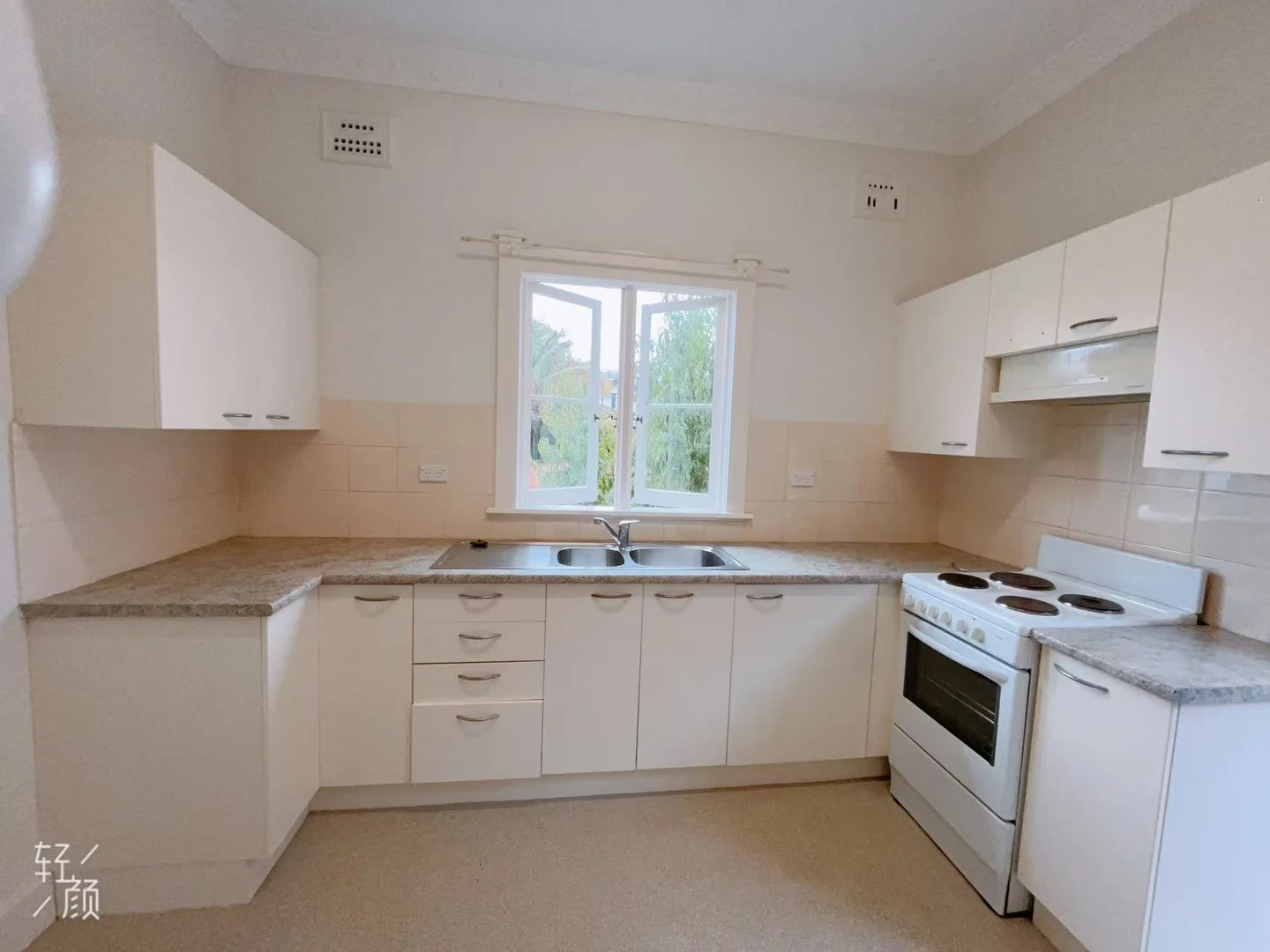 Additional image 11 of WeChat: KRL119 L3/ 81 Todman Avenue, Kensington NSW 2033