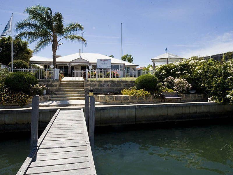 52 Cambria Island Retreat, Halls Hea Property History & Address