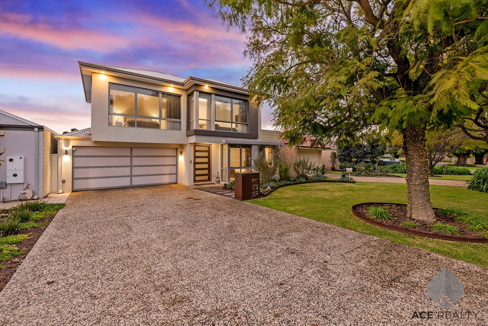 Mount Pleasant WA 6153 4 beds house for Sale, Best Offer Above 2.55M