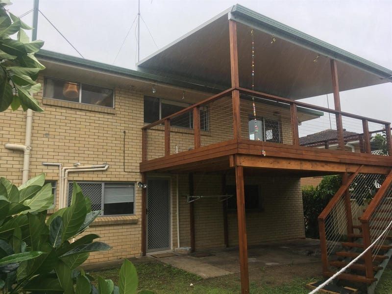 4 bedrooms House in 13 Morialta Street MANSFIELD QLD, 4122