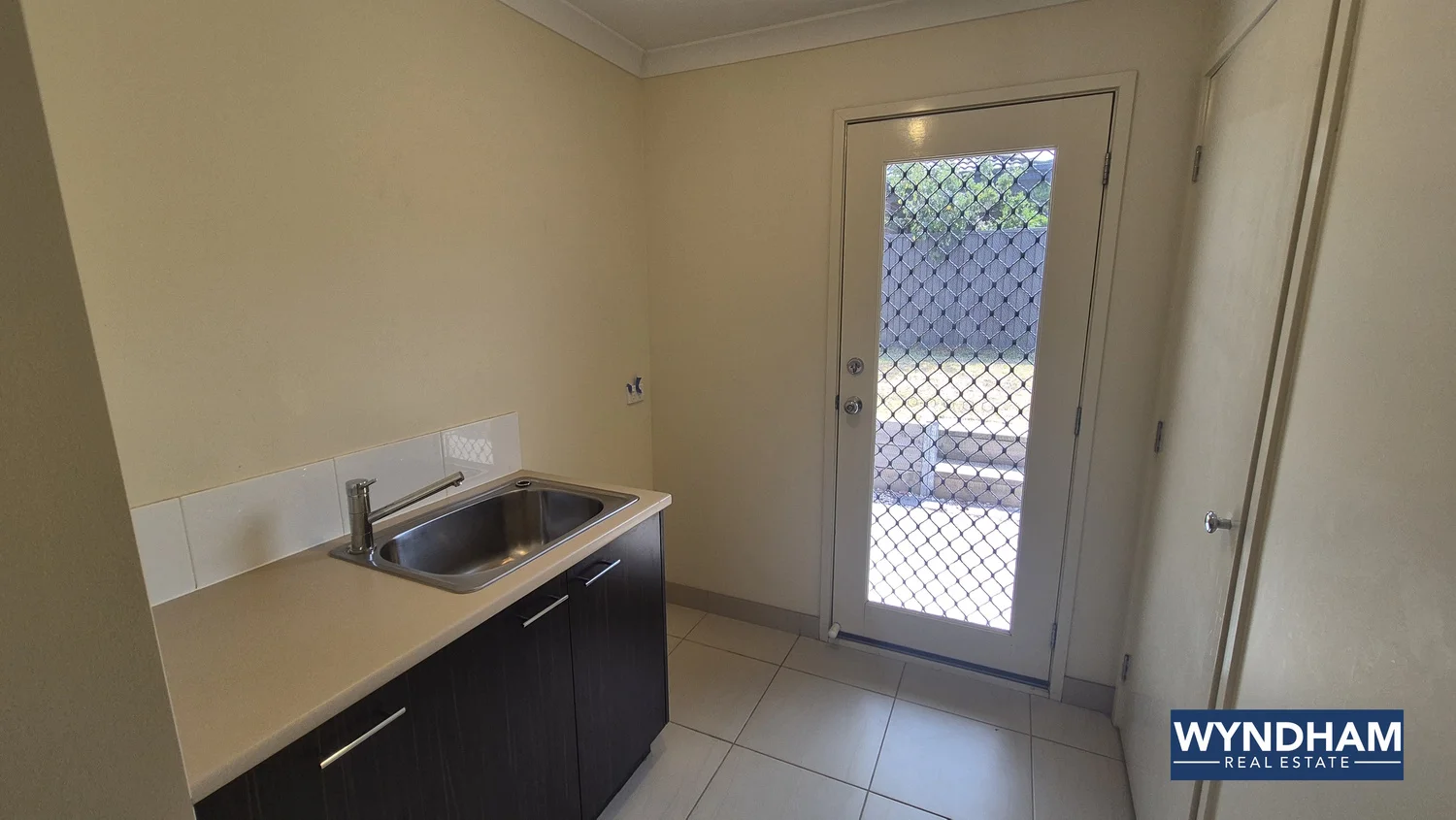 Additional image 10 of 28 Creekside Boulevard, Manor Lakes VIC 3024