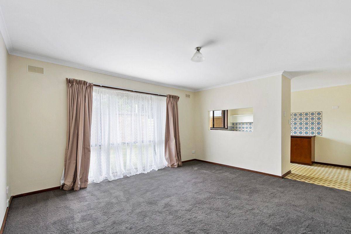 3/100 Stawell Street, Sale VIC 3850, Image 2