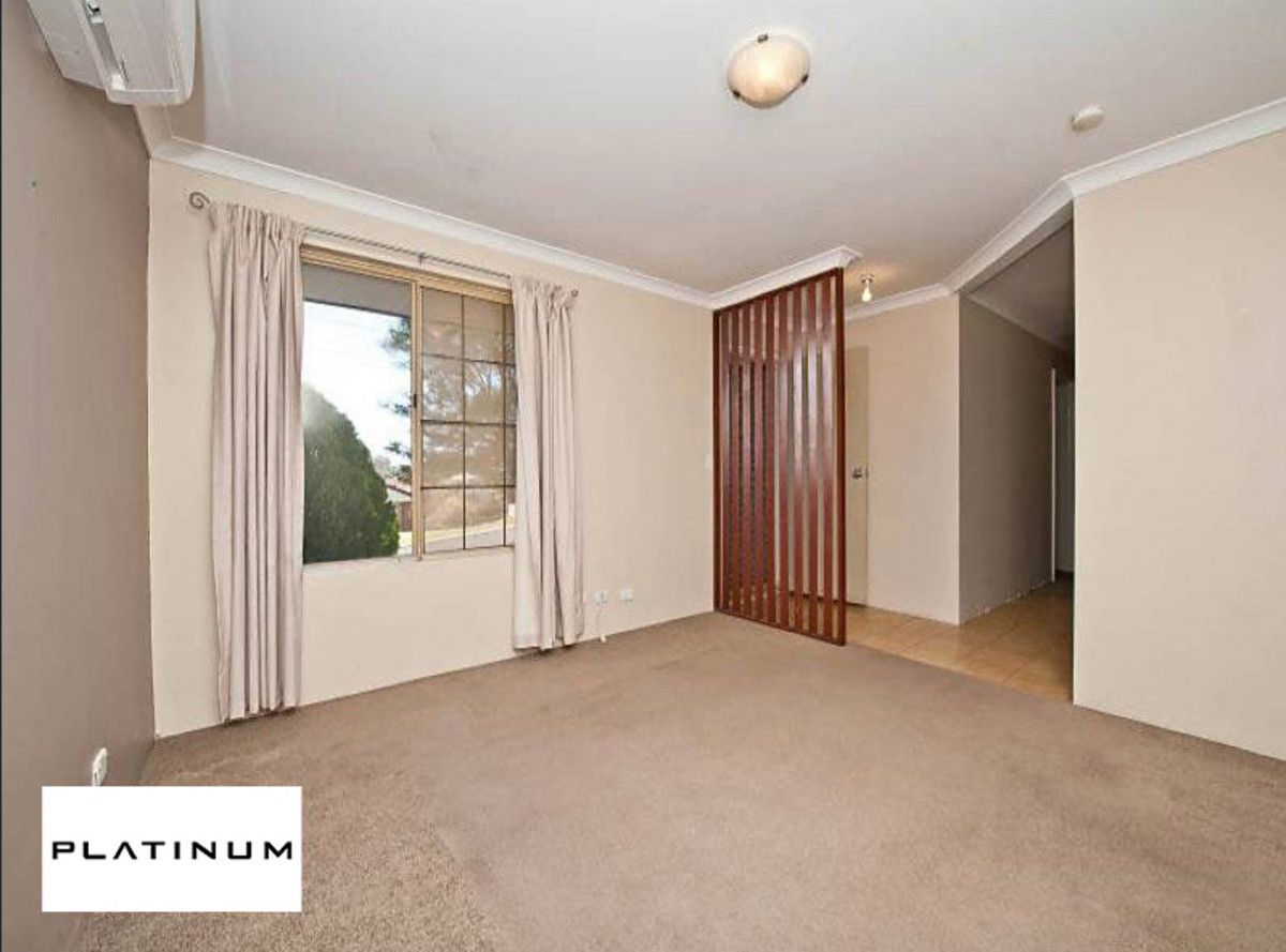 4 Mandarin Court, Craigie WA 6025, Image 2