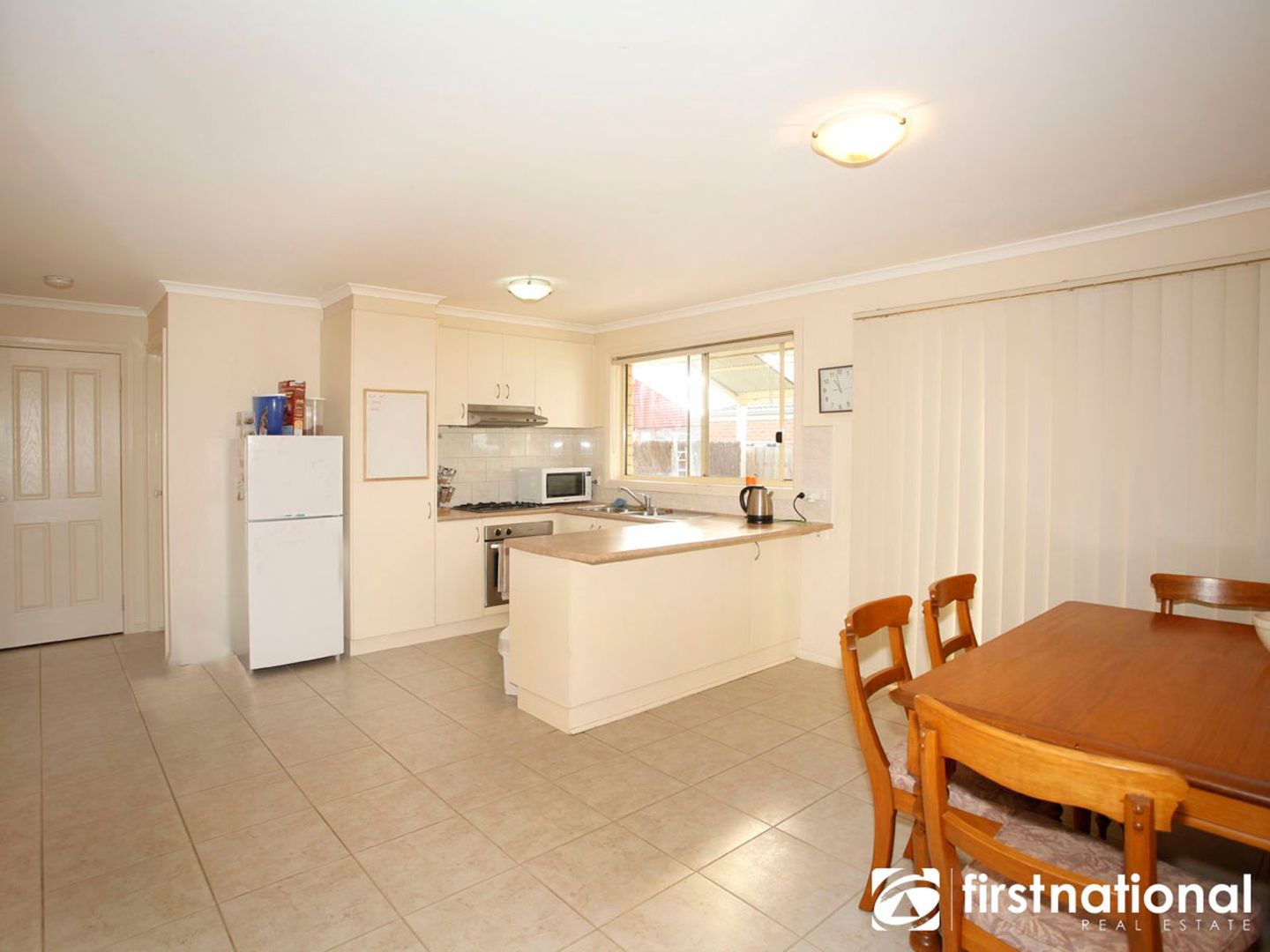 10 Darvell Court, Pakenham VIC 3810, Image 2