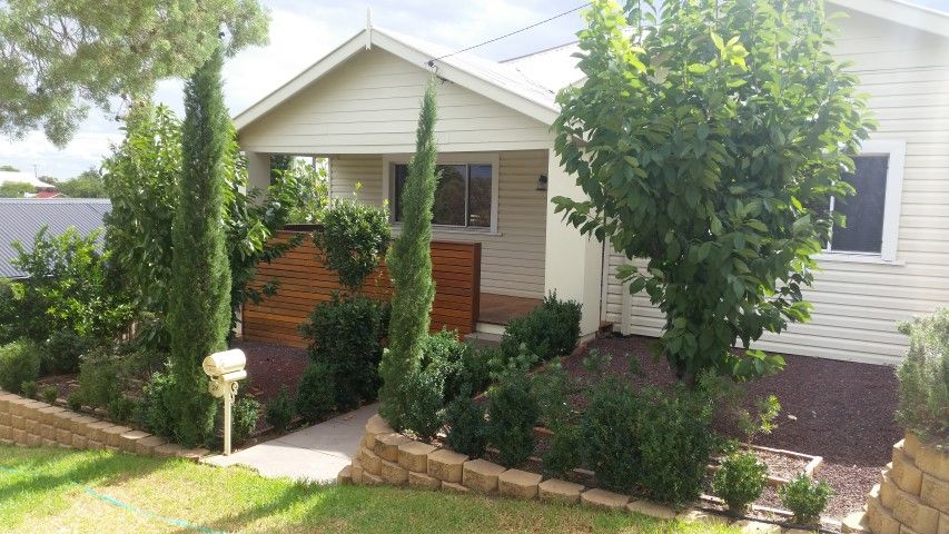 3 bedrooms House in 24 High Street PARKES NSW, 2870