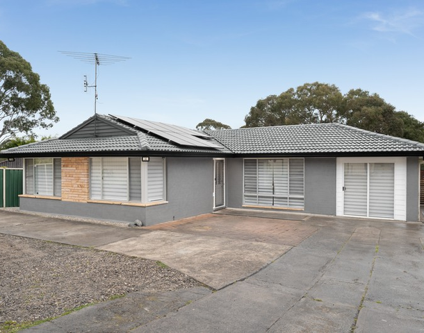 10 Albillo Place, Eschol Park NSW 2558