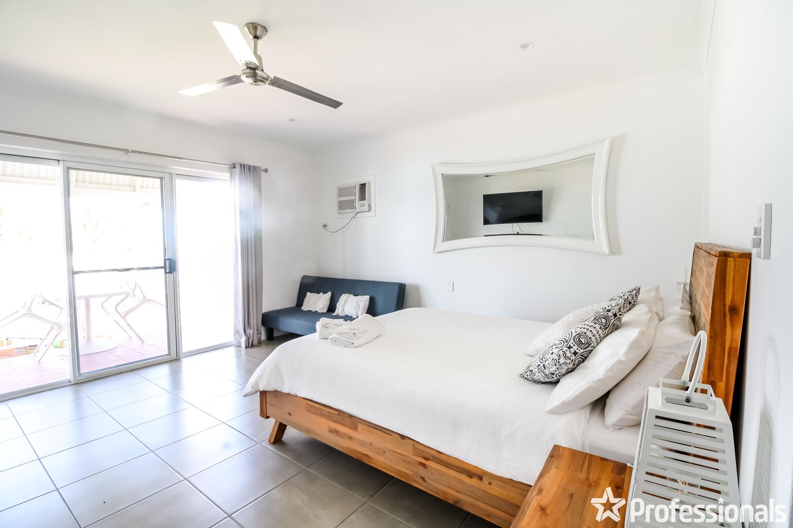 221/6 Beach Road, Dolphin Heads QLD 4740, Image 1
