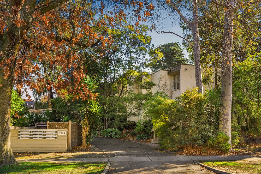 2 bedrooms Apartment / Unit / Flat in 13/217a Highfield Road CAMBERWELL VIC, 3124