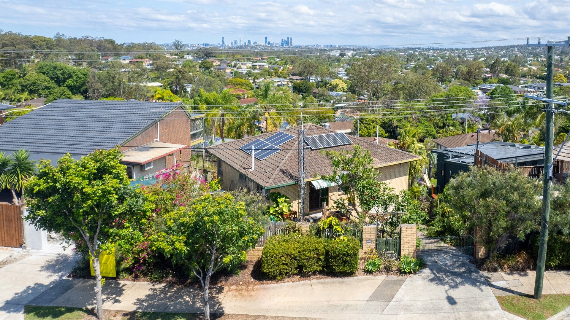 1022 South Pine Road, Everton Hills QLD 4053, Image 0