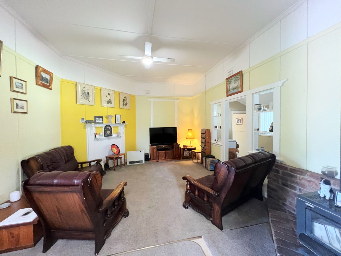 51 Golden Street, West Wyalong NSW 2671, Image 2