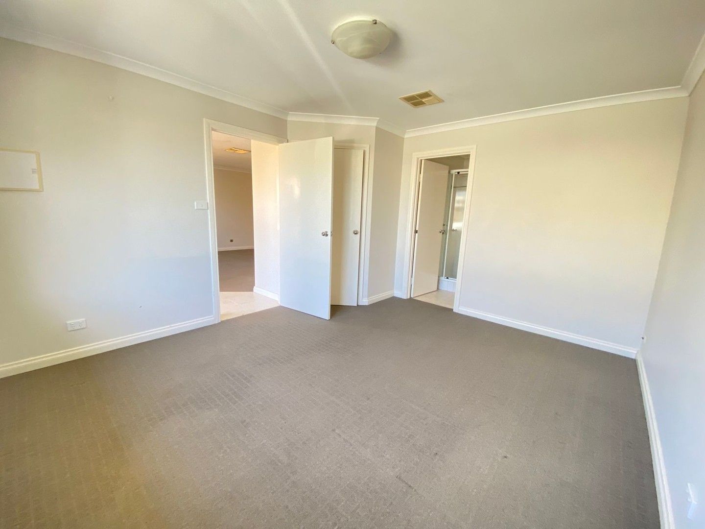 3 bedrooms Apartment / Unit / Flat in 5/6 Rule Court KALGOORLIE WA, 6430