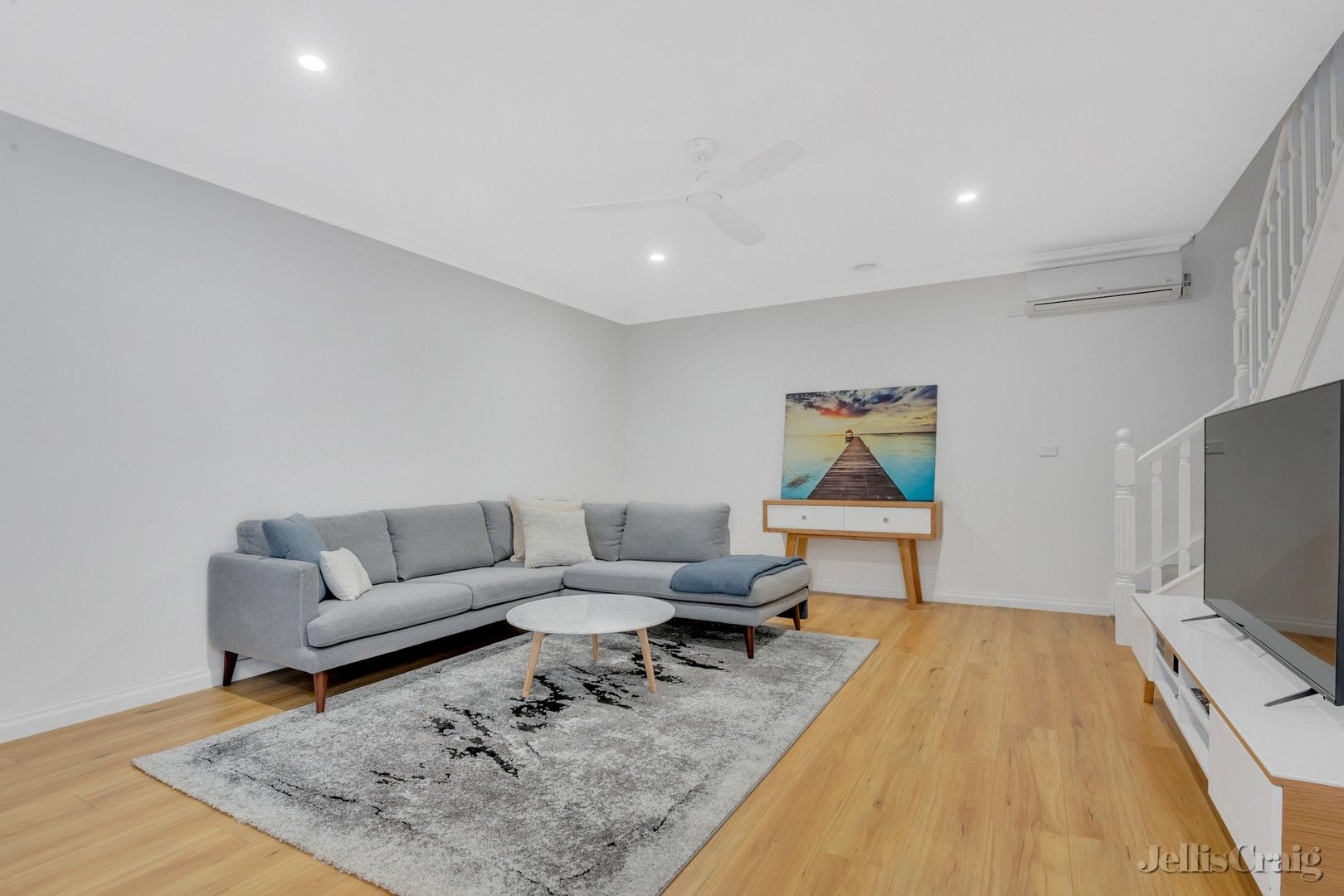 3 bedrooms Apartment / Unit / Flat in 3/10 Banksia Grove TULLAMARINE VIC, 3043