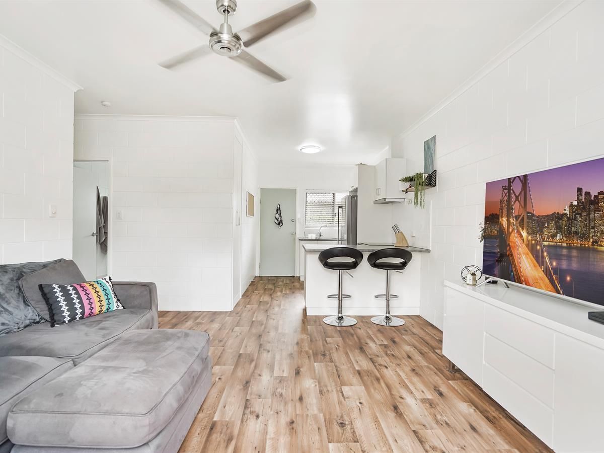 1 bedrooms Apartment / Unit / Flat in 14/74-82 Swallow Street MOOROOBOOL QLD, 4870