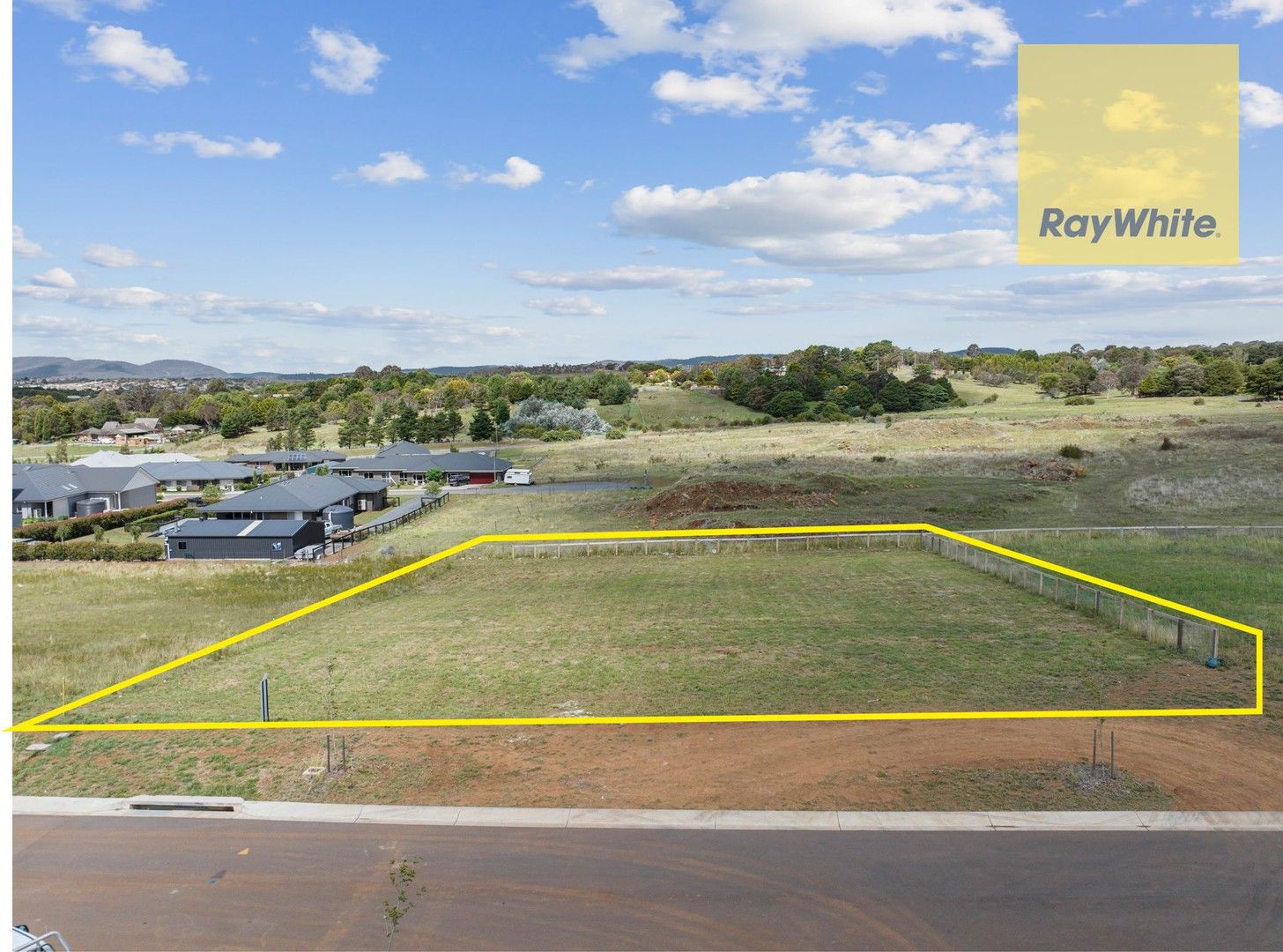 26 Platypus Circuit, Goulburn NSW 2580, Image 0