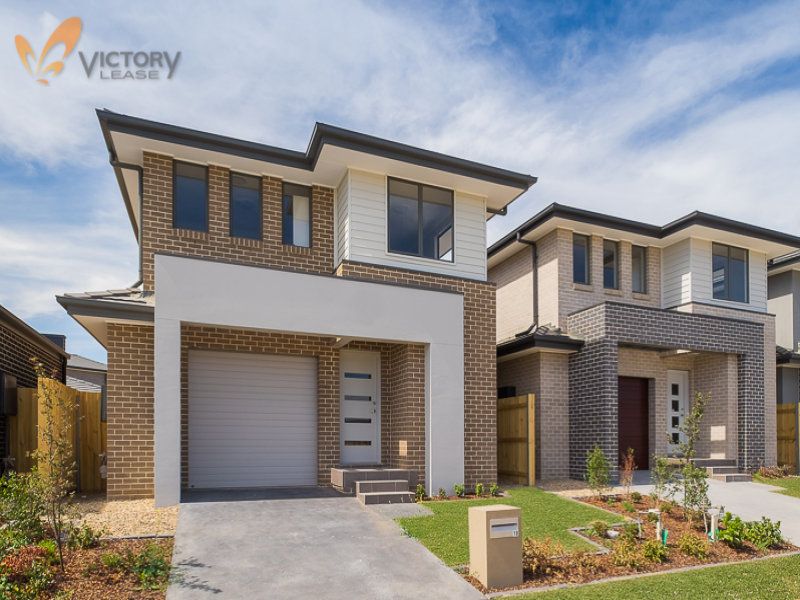 4 bedrooms House in 18 Braeside Crescent THE PONDS NSW, 2769